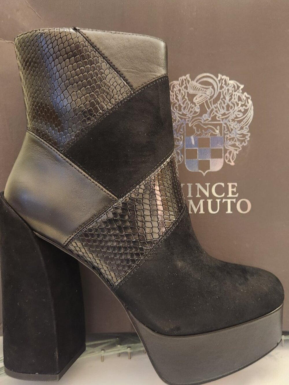 Vince Camuto Black "Gilisama" Platform Booties. Leather. NIB. Size 6
